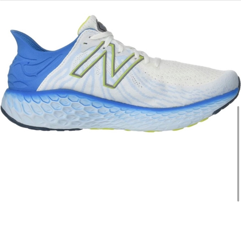 New Balance Men's Fresh Foam 1080 V11 Running Shoe White Helium Blue Size 7W NWT